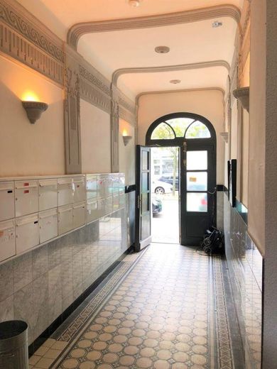 Provisionsfrei: 111 m² Altbau-Kapitalanlage mit 2 Südbalkonen, Helmholtz-Kiez Prenzlauer Berg – Eingangsbereich