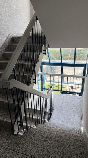 TOP-Wohnlage in Düsseldorf-Gerresheim – gepflegtes Treppenhaus