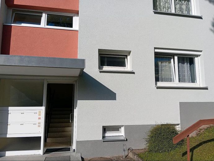 2 Zimmer Wohnung, 58,7 qm EBK, Balkon – Hausansicht