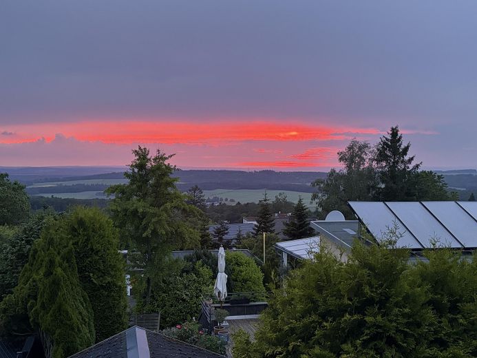 Panoramablick inklusive - Ihr neues Zuhause mit Weitblick – Sonnenuntergänge genießen