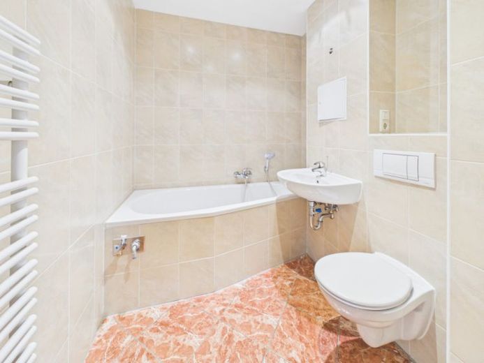 Appartamento di 3 locali con balcone sul Kapellenberg – Foto 1