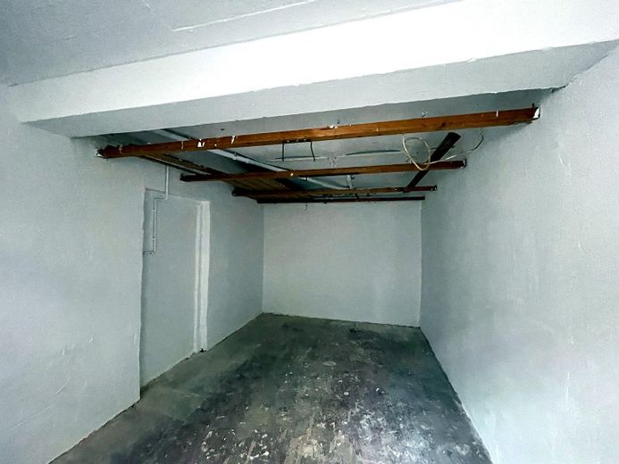 Garage 1