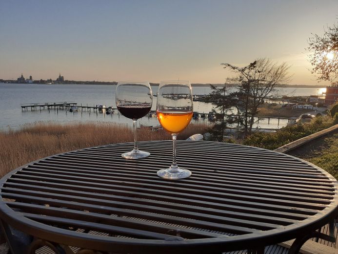Exklusives Wohnhaus im Seebad Altefähr auf Rügen – Feierabend 