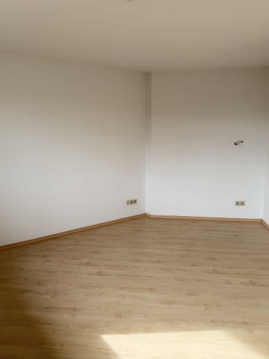 Helle Wohnung in ruhiger Lage mit Balkon – Schlafzimmer