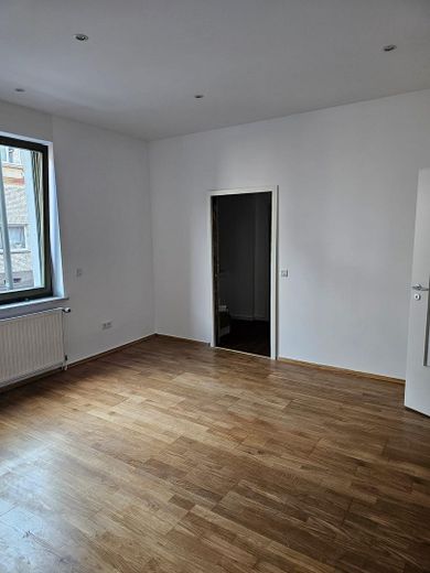 Appartement rénové au rez-de-chaussée avec véranda dans le 45891, au nord de GE Erle – Wohnzimmer