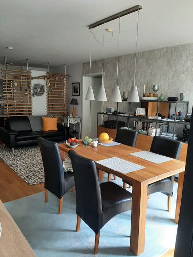 Großzügiger Wohn & Essbereich