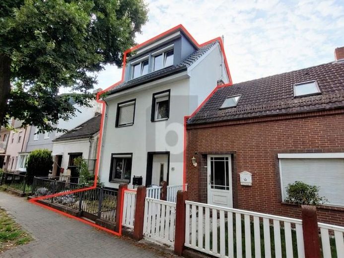 KERNSANIERT MIT 3 BÄDERN, FÜR MACHER – फोटो 1
