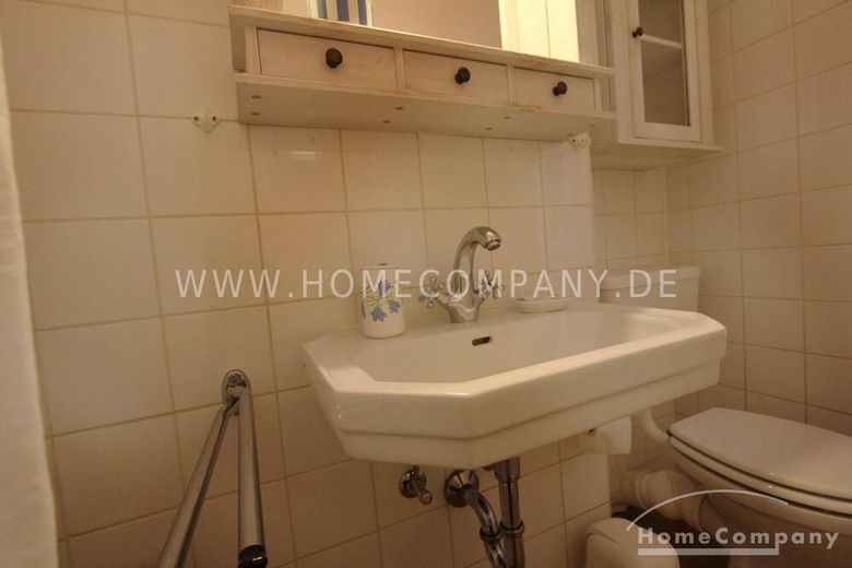 Äußerst geschmackvoll möbliertes 1-Zimmer-Appartment in sehr ruhiger, zentraler Lage von Bonn, Weststadt Grenze Poppelsdorf! – e149d97857436633690c90fa0fc953af6c00e415.jpg