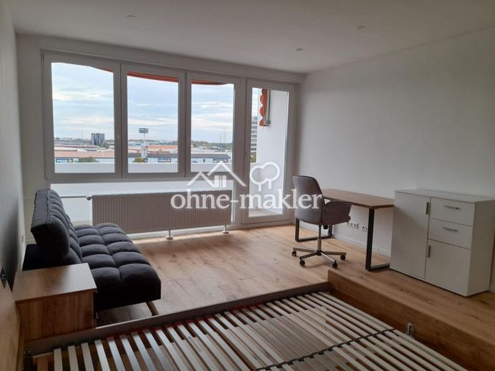 ++TOP renovierte 4 ZKB++großer Südbalkon++2 Bäder++Küche++möbliert – Foto 1