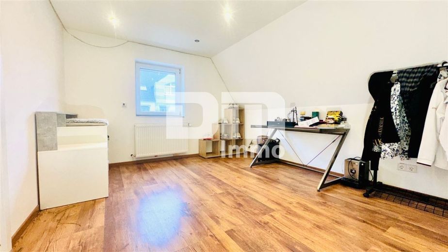 Wohn Gewerbe Ensemble mit 6 neuwertigen Apartments + Restaurant in Traumlage – OG2 Apartment 5