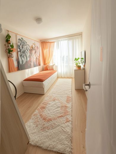 Schlafzimmer 2