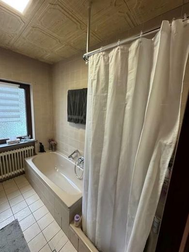 KAPITALANLAGE - MFH - Mehrgenerationenhaus - RENDITE - Gewerbemöglichkeiten mit Kühlräumen – 3 WE1 lks 3ZKB (10)