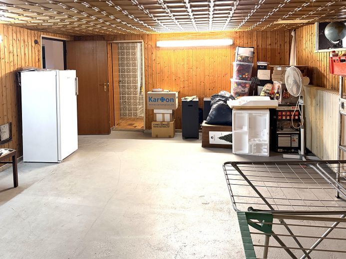 PRIVO DI PROVVIGIONE - casa unifamiliare indipendente in posizione migliore – abitare con giardino su attraente terreno d’angolo – Foto 44