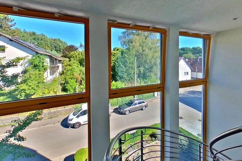 Appartamento di proprietà ben tenuto, pari al nuovo, in una posizione immersa nella natura – Foto 15