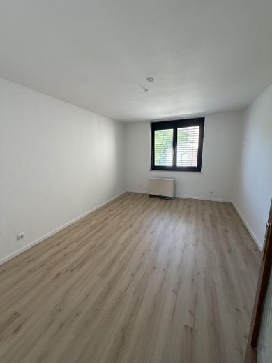 Frisch renovierte 4-Zimmer-Wohnung mit Balkon und herrlichem Ausblick in Wald-Michelbach – Foto 2