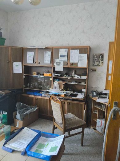 Gedern, granja – Foto 18