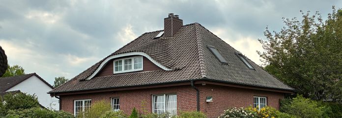 Einfamilienhaus mit Einliegerwohnung – Ansicht von hinten