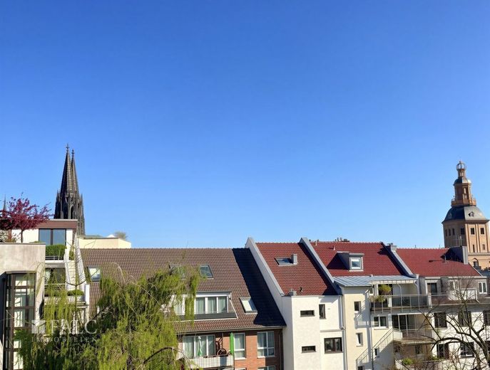 Renditeknaller im Herzen von Köln – Domblick