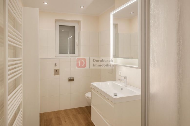 Top!! Provisionsfreie Gartenwohnung - hochwertige Renovierung, moderne Einbauküche – Gäste-WC