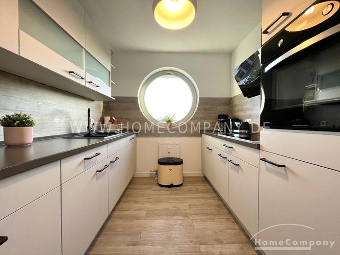 27457 HomeCompany Dresden सुसज्जित/फर्निश्ड 3-कमरों वाला अटारी अपार्टमेंट Dresden-Grosszschachwitz में, अधिकतम 4 व्यक्ति – 7655d4a8e1c873097335244174fbc858b22fab80.jpg
