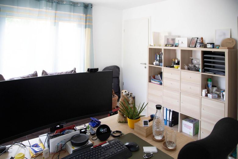 Moderno, senza barriere, esclusivo: fantastico appartamento di 4 locali a Pattonville – Büro