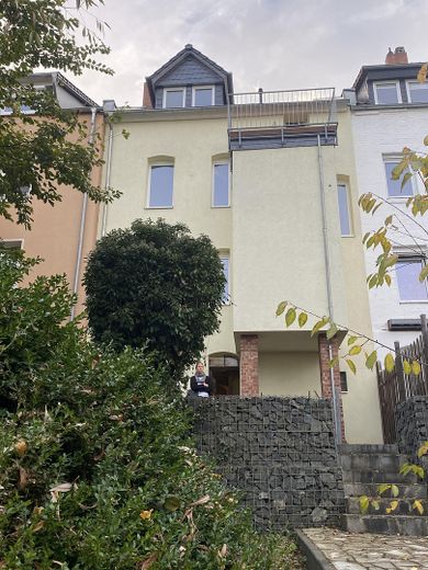Moritzberg: 4,5-Zimmer-Maisonette-Wohnung mit Balkon und Garten – Ansicht Garten
