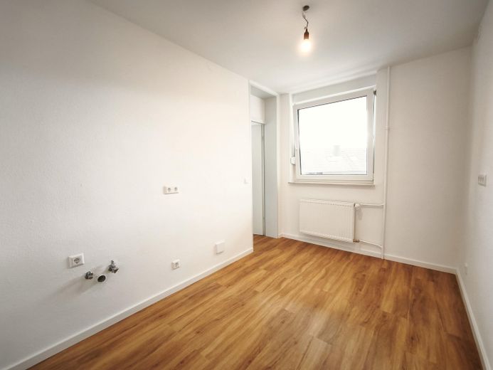 Een droom – instapklaar 3,5-kamerappartement met balkon en garage – Küche