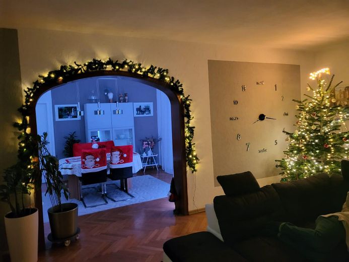 Wohnzimmer/ Esszimmer