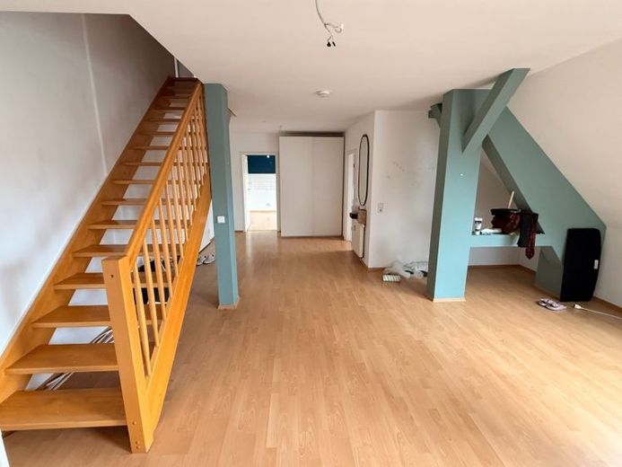 II Apartamento de 2 habitaciones en ático en dos niveles II disponible de inmediato – Foto 1