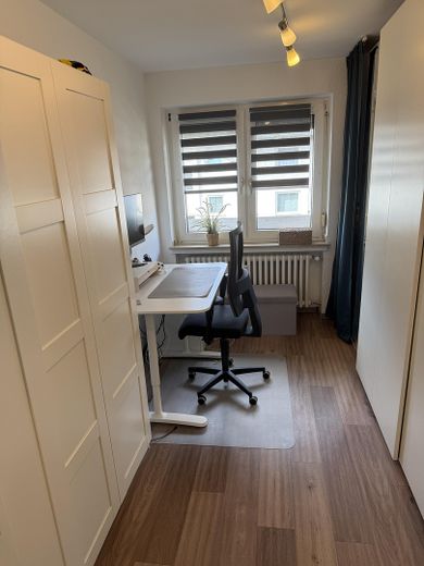 -RESERVIERT- Zentral gelegene 3-Zimmer-Wohnung mit Balkon in Brühl – Arbeitszimmer/Kinderzimmer