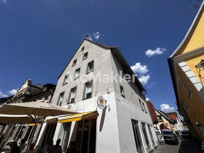 Wohn- & Geschäftshaus in bester Fußgängerzonenlage – vermietetes Gewerbe + 2 leerstehende Wohnungen – Foto 1