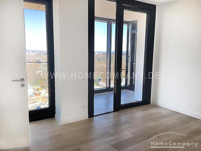 Sachsenhausen 8065917 – Zabytek Henninger Turm, gdy mieszkanie staje się przeżyciem! – 922b1a24a6462604d50532d33270c6ce5400b1b8.jpg