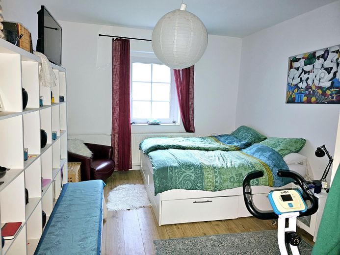 Tu sueño de tener un caballo en casa se hace realidad – Schlafzimmer EG