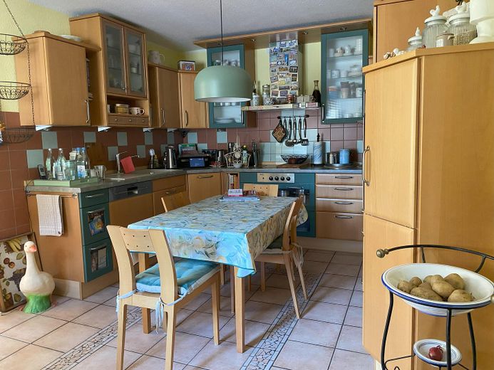 Gepflegtes Zweifamilienhaus in Essen-Kupferdreh – Offene Wohnküche OG