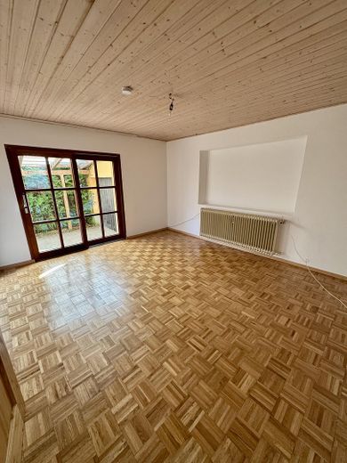 Großzügiges Einfamilien- oder Mehrgenerationen Haus  in Rückersdorf – 995 m² Traumgrundstück – EG Schlafzimmer