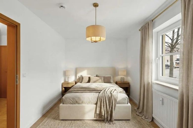 Appartamento di 2 locali appena ristrutturato con terrazza in posizione top al Galgenberg – Schafzimmer möbliert