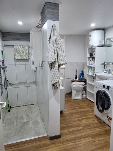 Einfamilienhaus mit Scheune – Foto 5