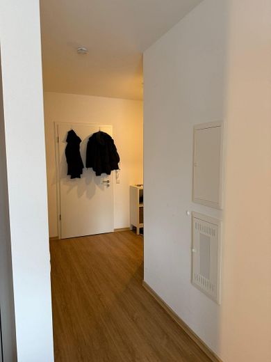 Schöne 2-Zimmer Wohnung mit Balkon im Neubau – Diele, Eingangsbereich