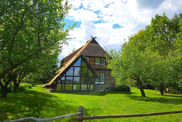 Landhaus unweit von Schwerin - Nachlaß bei zügiger Übernahme – Wintergartengiebel