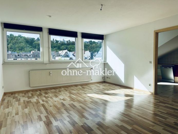 4-room kitchen-bathroom apartment in Koblenz South with kitchen and garage – Photo 1