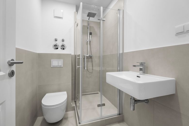 Erstbezug Saniert – 2 Zimmer – Balkon – Wettbergen – Badezimmer