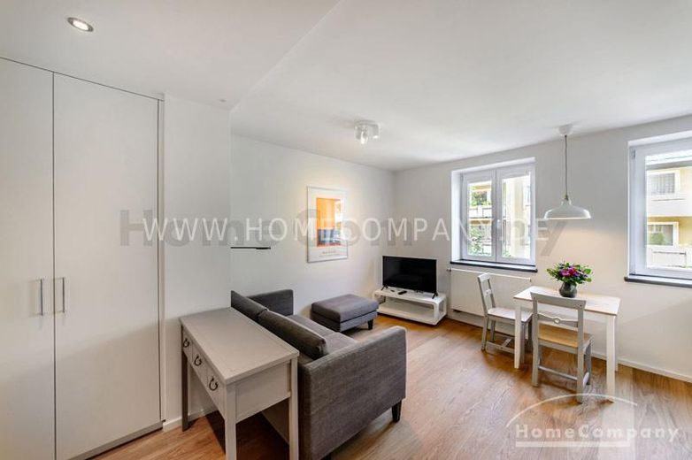 Beautiful newly renovated and furnished 2-room apartment with balcony in Maxvorstadt – 4ee2470475e3e6a967bc273e4ae50ea29138726c.jpg