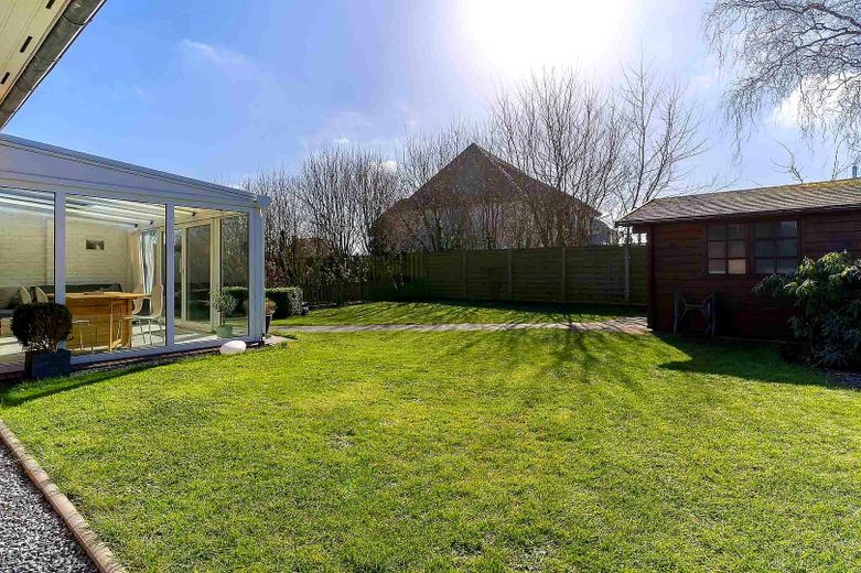 Garten inkl. Gartenhaus