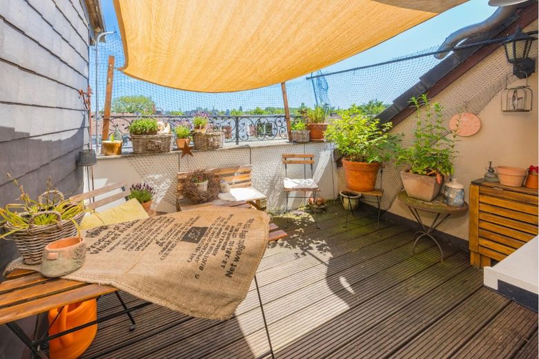 Top wohlfühl DG ETW Wohnung mit Stellplatz nahe der Fußgängerzone Dortmund-Hombruch – Loggia Balkon 1