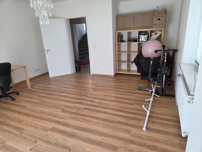 Słoneczne mieszkanie 2,5-pokojowe dla 1 osoby – Wohnzimmer