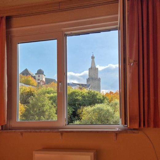 3-room apartment, 74.9 m², view of Osterburg, centrally located near Weida – Foto 1