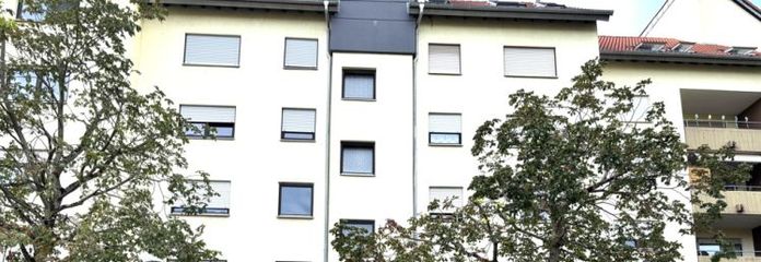 Leimen’de geniş balkonlu ve açık otoparklı bakımlı 1 odalı zemin kat dairesi