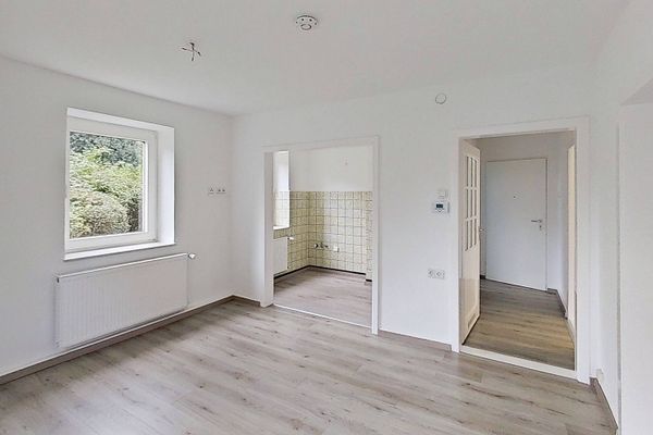 Acogedor piso de 3 habitaciones con baño con bañera a poca distancia a pie del centro de la ciudad