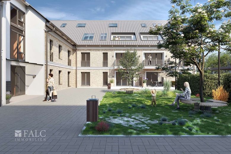 Steuervorteil trifft Komfort: Erdgeschosswohnung mit 5 % AfA sichern! – Hofansicht