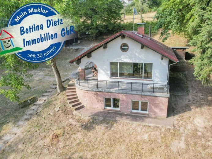 DIETZ: EFH auf einem 2.667m² großem naturnahen Grundstück in Bad König in Alleinlage. – Photo 1